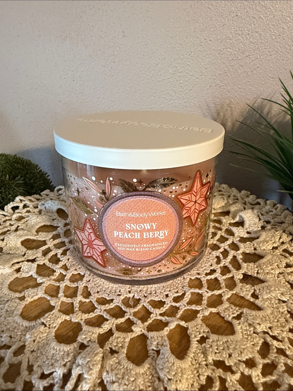 Bath & Body Works Snowy Peach Berry Candle - Peach, White, Gold Accents